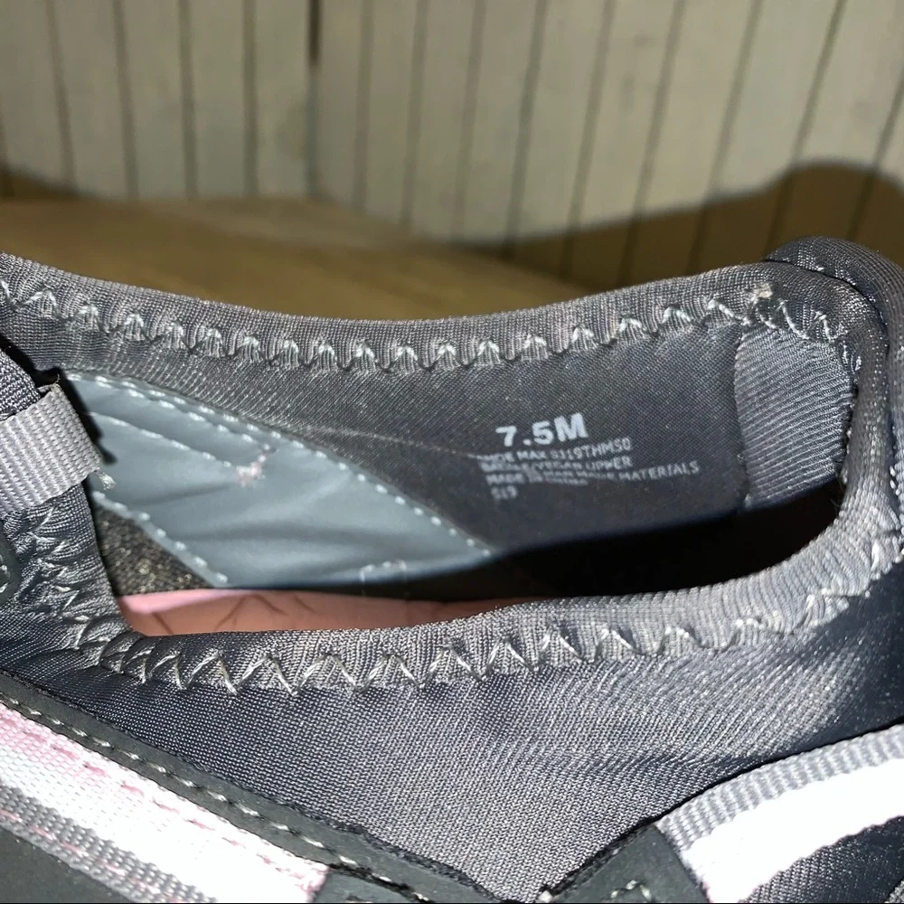 Flawless Jsport Grey Water Shoes 7.5M - Picture 6 of 10